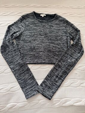 Aritzia Wilfred Free Heathered Dark Gray Cropped Long Sleeve T-shirt Size L